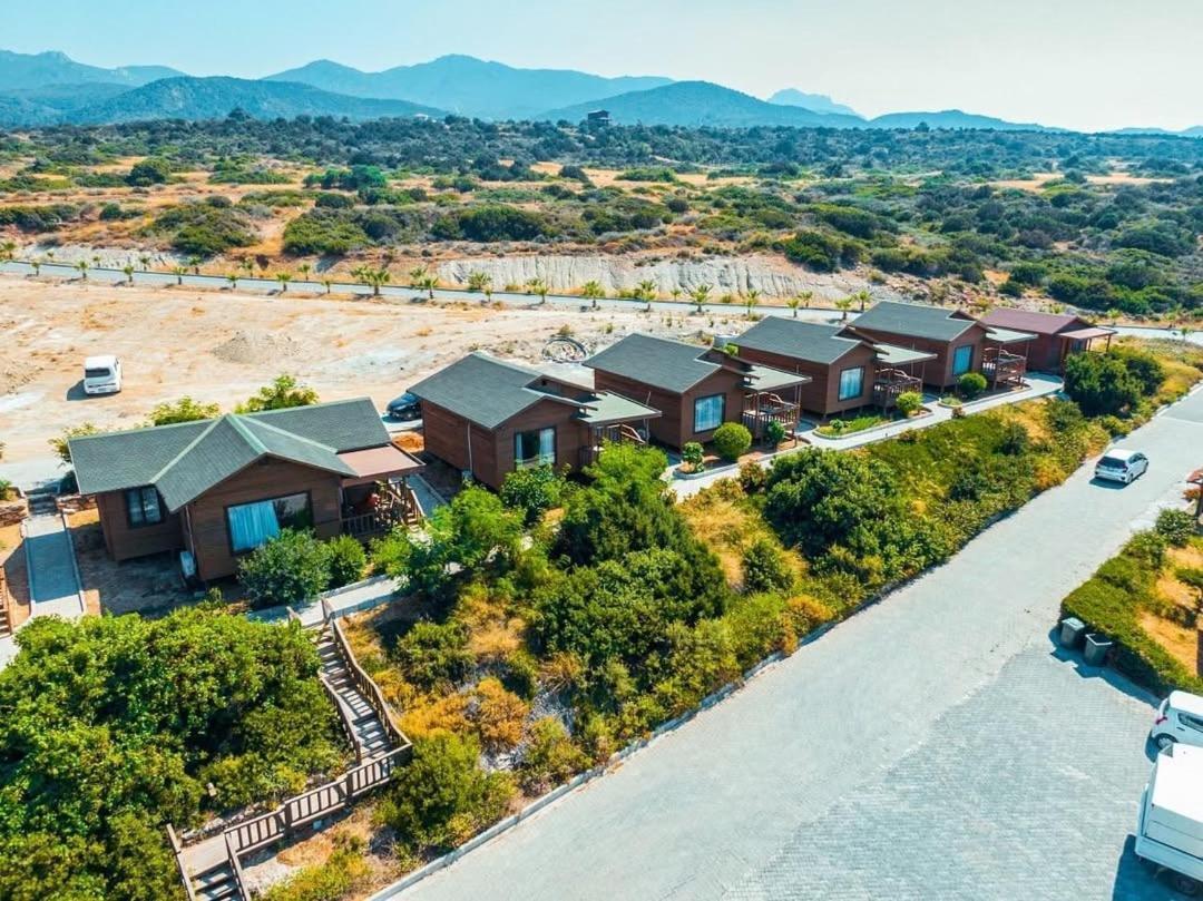 Zambak Holiday Village & Restaurant Superb Seafront Location ! Agios Georgios  Exterior foto